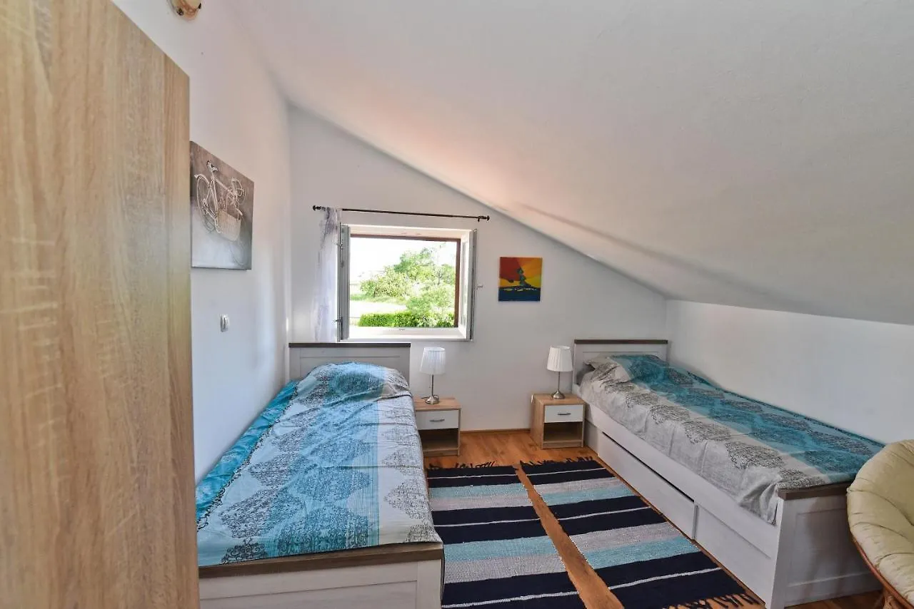 Holiday Home Taras Smilcic